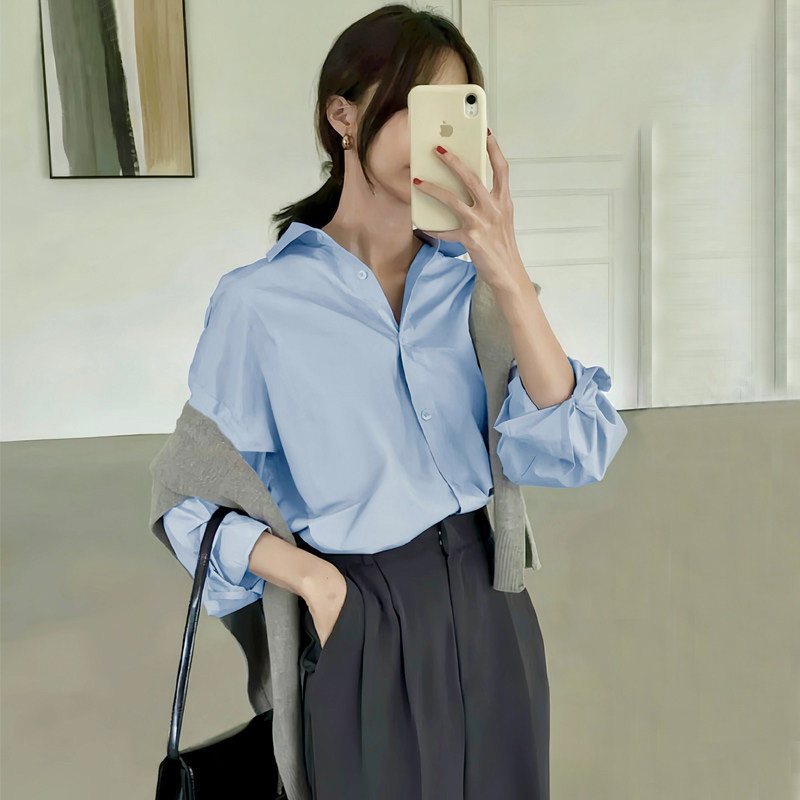 蓝色衬衫女长袖2026高级感轻奢减龄洋气时尚纯色叠穿内搭打底衬衣