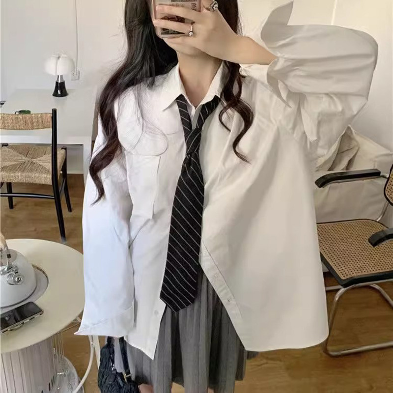 慵懒风白色衬衫女春秋新款宽松休闲叠穿小个子上衣学生女长袖韩版