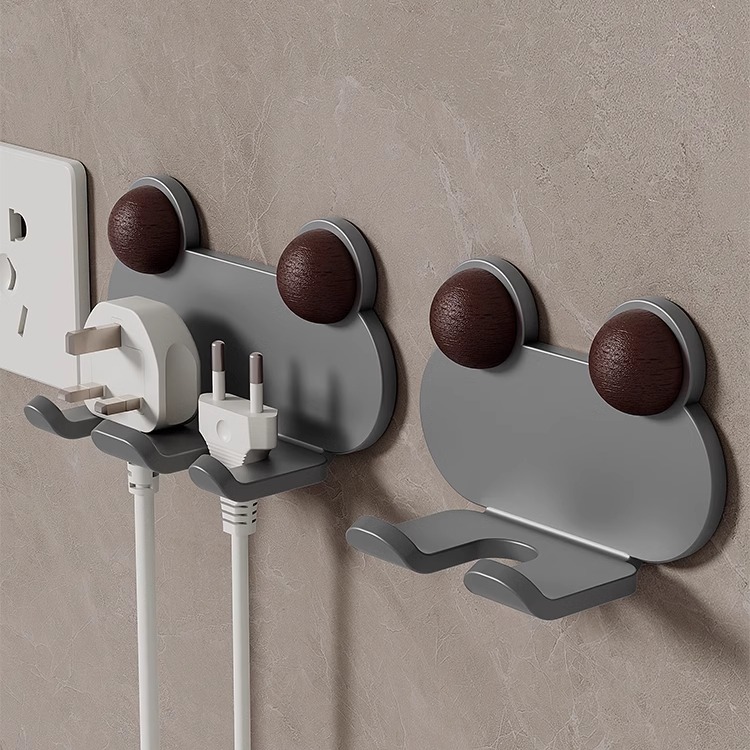 粘钩墙上免打孔插头置物架神器强力厨房墙壁挂收纳电源线支架固定