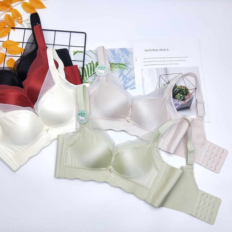水晶伴侣甜美无钢圈透气聚拢内衣