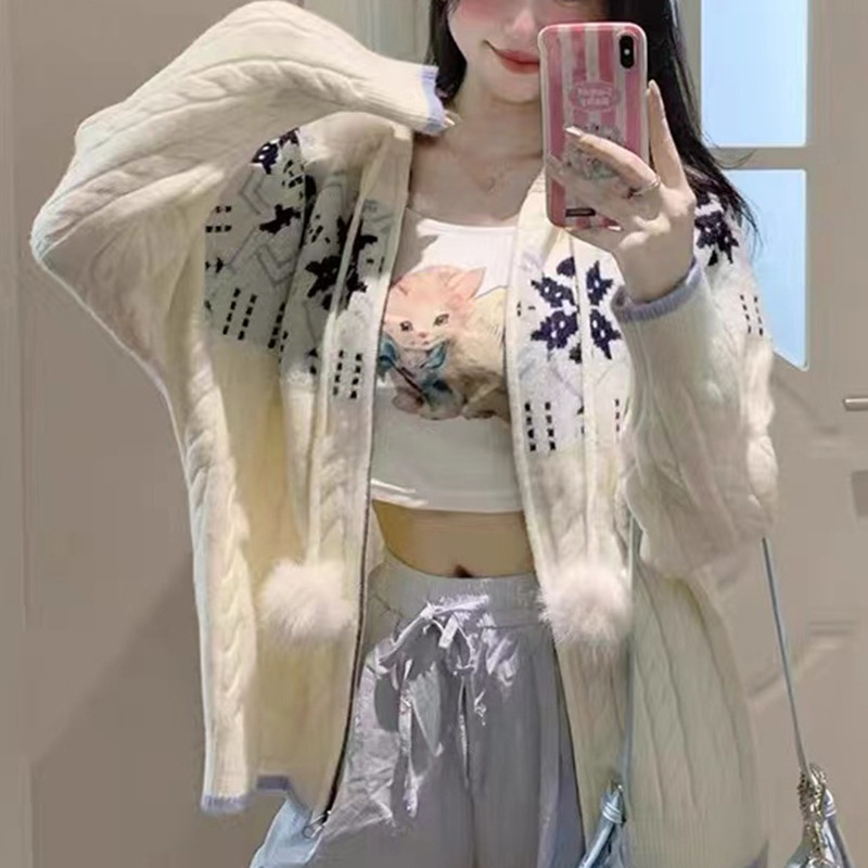 2024冬季韩系慵懒风针织上衣毛衣学院风毛领连帽拉链开衫外套女装