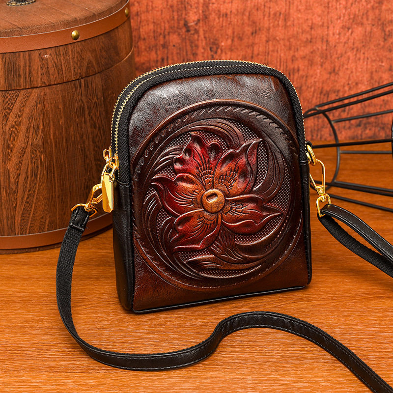 斜挎包民族风浮雕彩绘花开富贵单肩包小众设计零钱手机通勤包包,箱包皮具/热销女包/男包,单肩包,淘宝优惠券,粉丝福利购,淘宝优惠卷