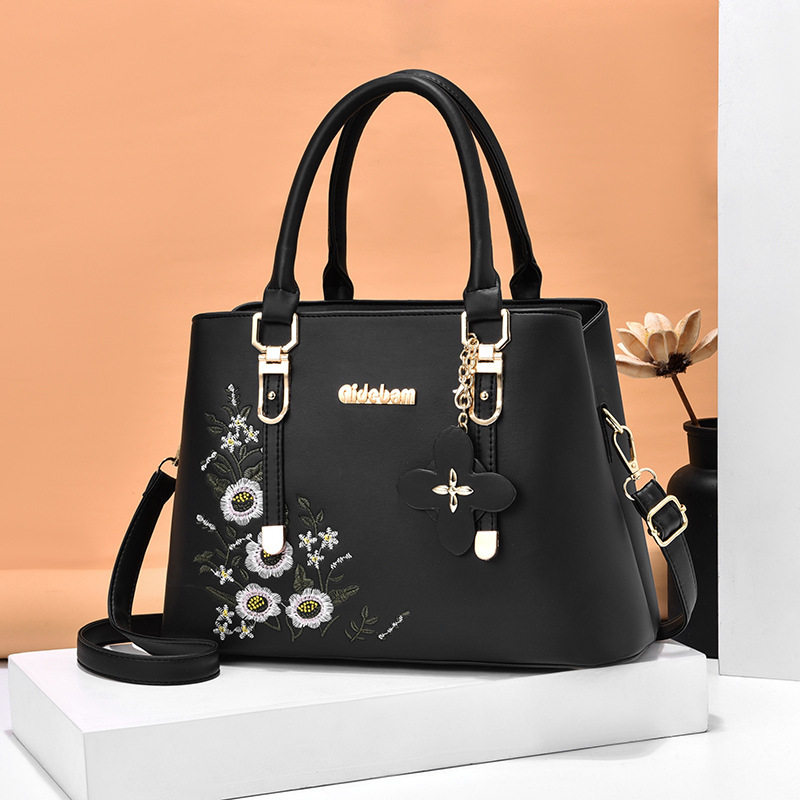 工厂新款手提包女包简约单肩包百搭大容量中老年妈妈包斜挎包,箱包皮具/热销女包/男包,单肩包,淘宝优惠券,粉丝福利购,淘宝优惠卷