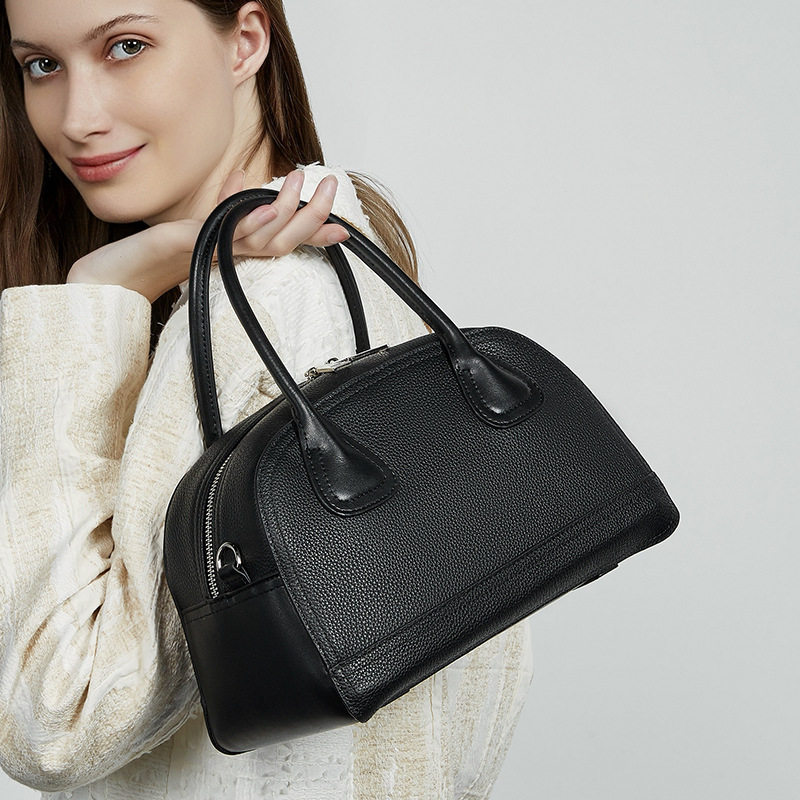 真皮小众保龄球包包女2025夏季新款女包简约单肩包休闲通勤手拎斜,箱包皮具/热销女包/男包,单肩包,淘宝优惠券,粉丝福利购,淘宝优惠卷