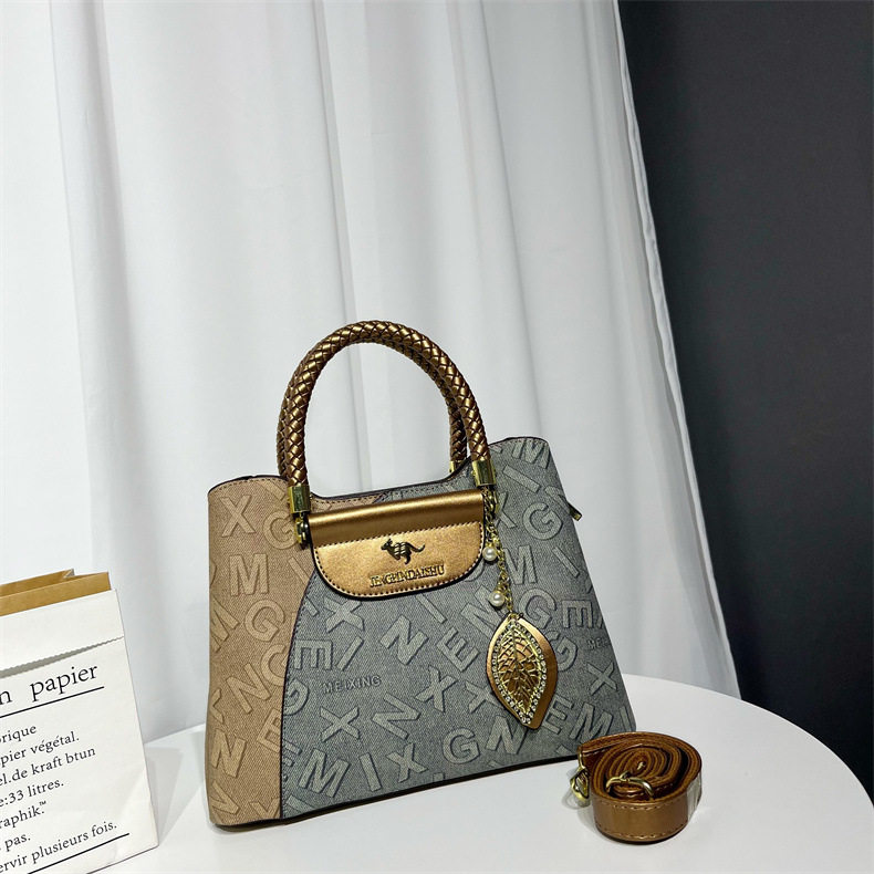 单肩包跨境质感字母拼接撞色单肩包质感简约百搭通勤女士包包外贸,箱包皮具/热销女包/男包,单肩包,淘宝优惠券,粉丝福利购,淘宝优惠卷