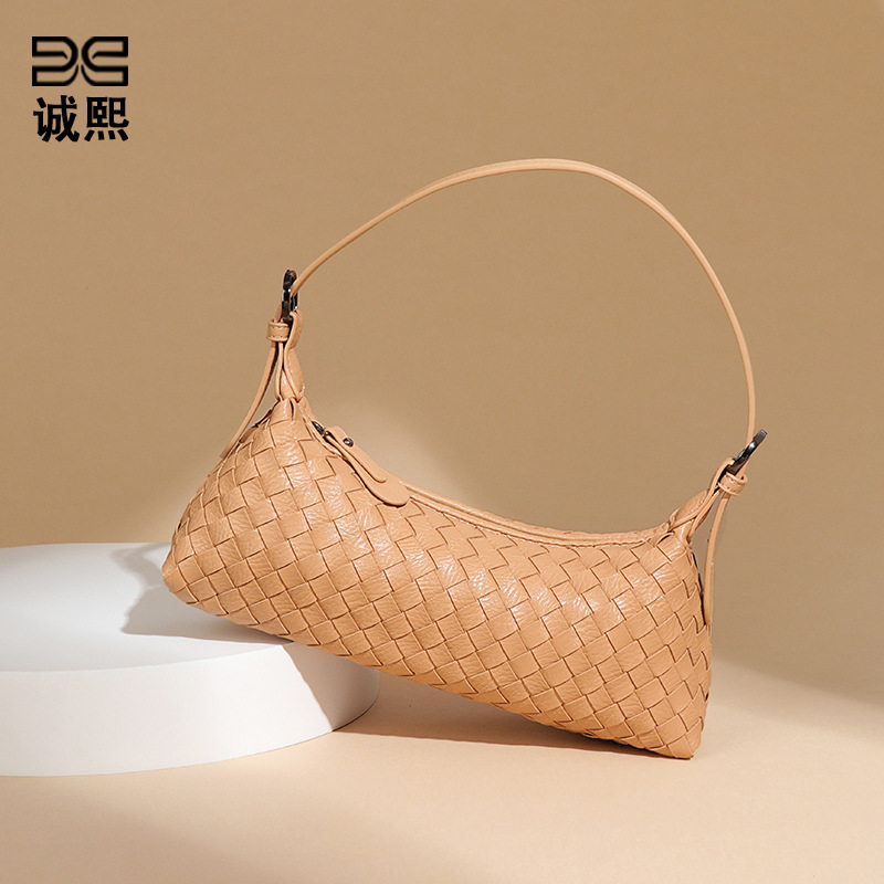 2026新款网红韩版潮百搭手工编织腋下包女士手提包时尚单肩斜挎包,箱包皮具/热销女包/男包,单肩包,淘宝优惠券,粉丝福利购,淘宝优惠卷