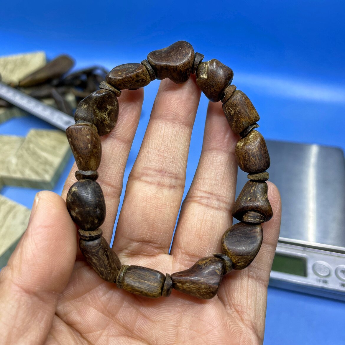 沉水级海南瘤疤舍利子女士天然沉香随行手串重10克蜜甜花果香