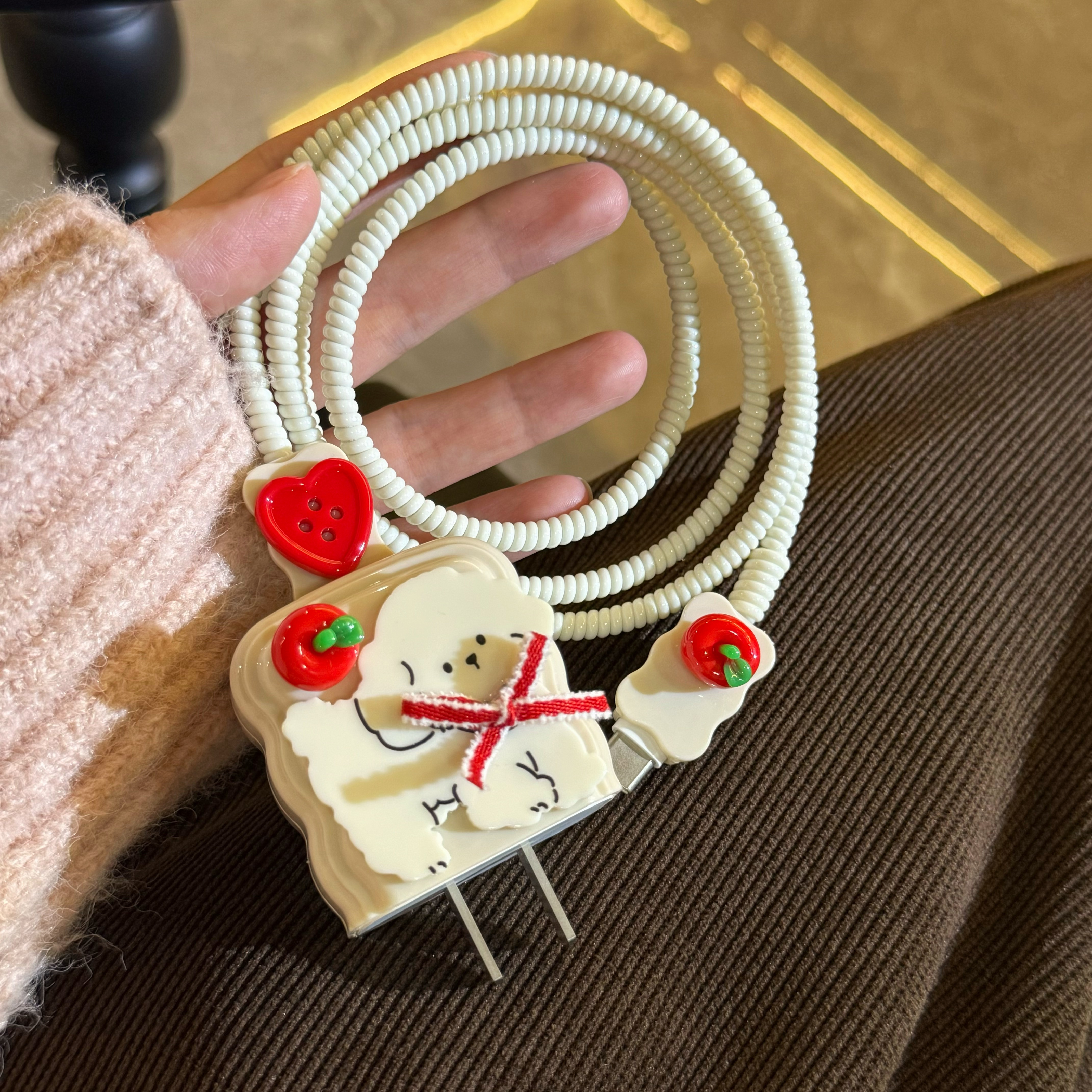 蝴蝶结小狗苹果20w充电器保护套