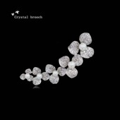 韩国优雅山茶花胸针胸花奢华高档大气毛衣别针配饰百搭女款 领针