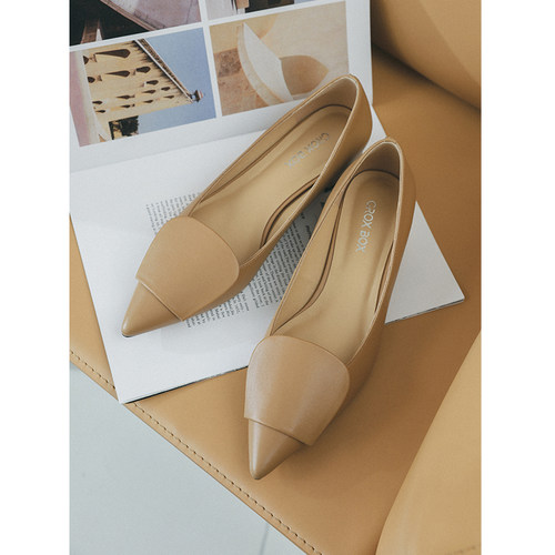 苹果的生活家尖头低跟单鞋