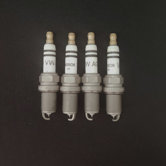 博世进口拆车火花塞奇瑞瑞虎3 1.6dvvt瑞虎5 2.0瑞虎7 1.8 1.5t