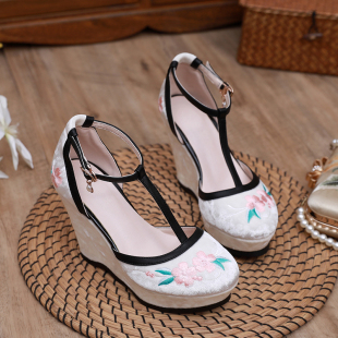 一字带高跟单鞋 包头凉鞋 圆头坡跟防水台仙女风时装 新款 女2026夏季