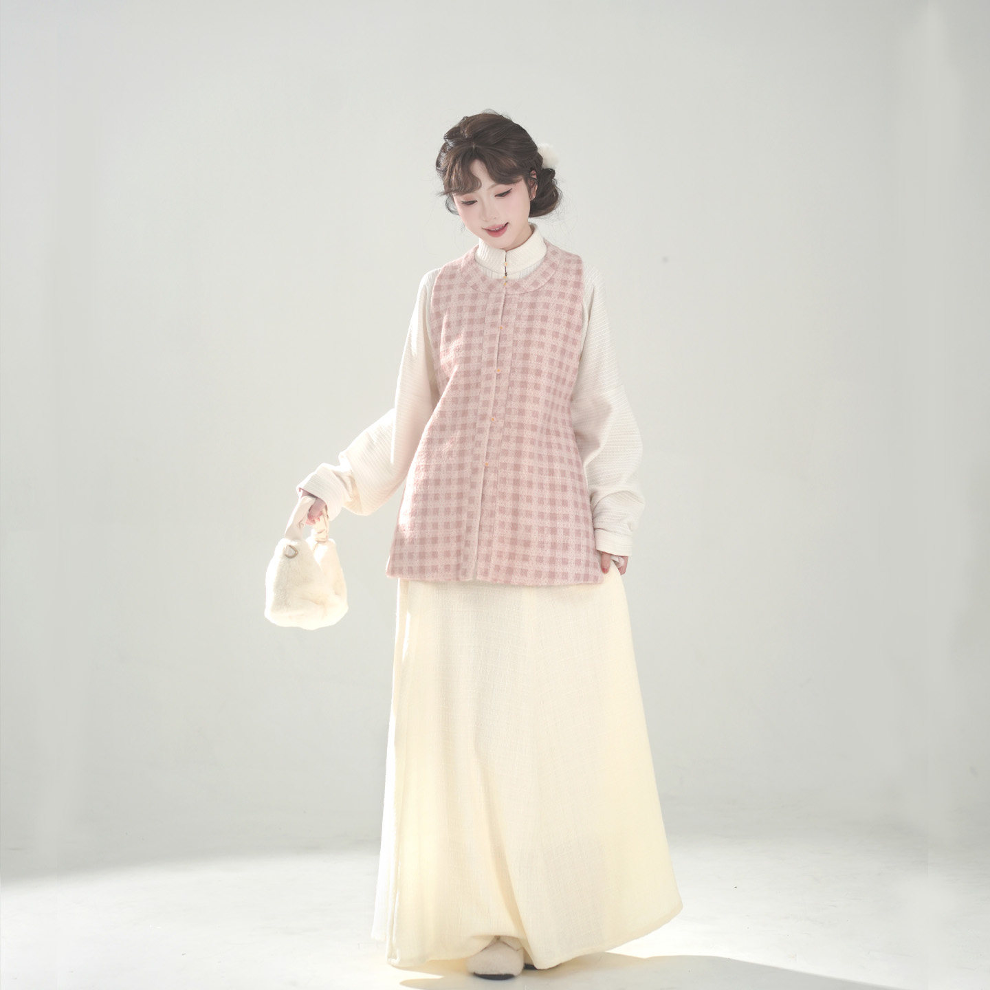 织尚御司原创汉服女秋冬破肩改良明制短比甲立领中衣加厚日常通勤