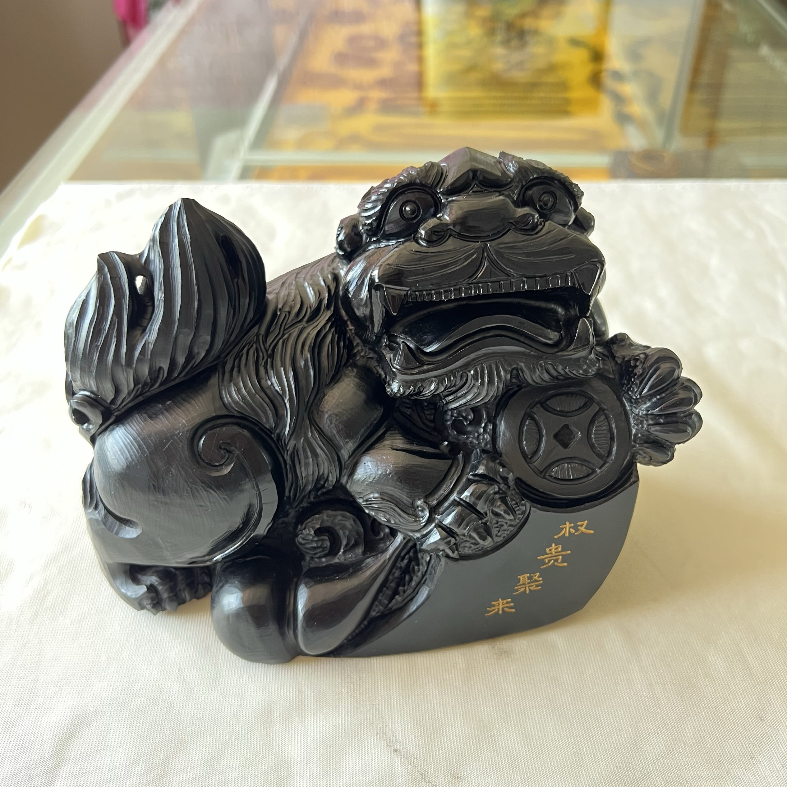 抚顺煤精貔貅摆件茶宠办公桌手工雕刻整块胶皮料天然原矿厂家直销