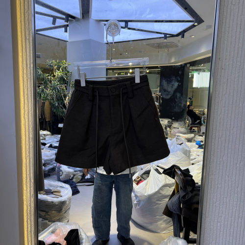 高腰系带修身显瘦百搭休闲短裤