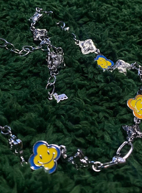 VSCH王嘉尔同款多色笑脸十字印花项链嘻哈国潮Maison Emerald(ME)