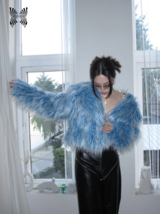 蓝色渐变大翻领设计环保毛毛外套短款 AKS witch 皮草 young系列