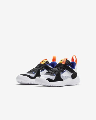 Nike耐克儿童防滑耐磨休闲运动鞋