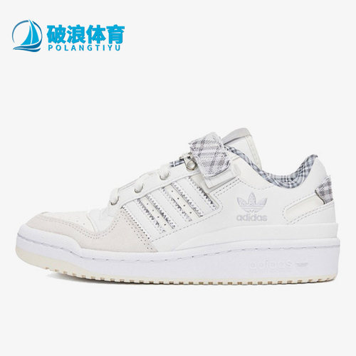 阿迪达斯女子运动板鞋