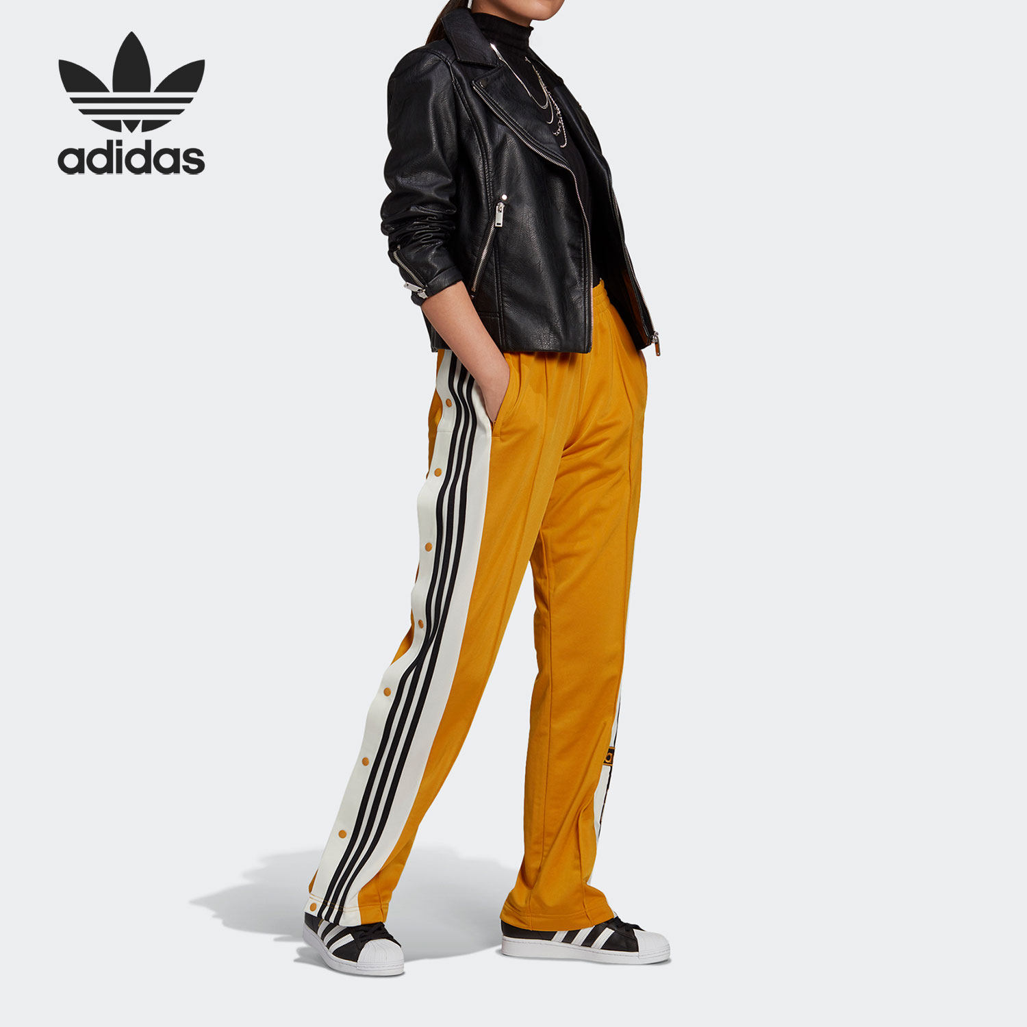 Adidas阿迪达斯正品女修身按扣条纹三叶草休闲双排运动长裤GU6974