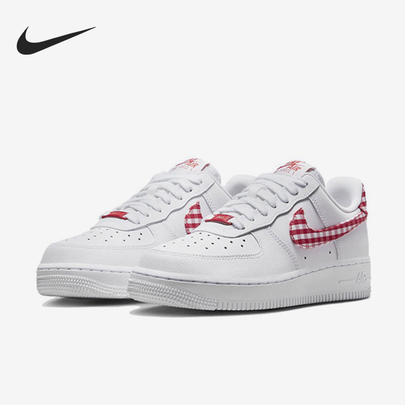 耐克女运动透气户外低帮休闲鞋