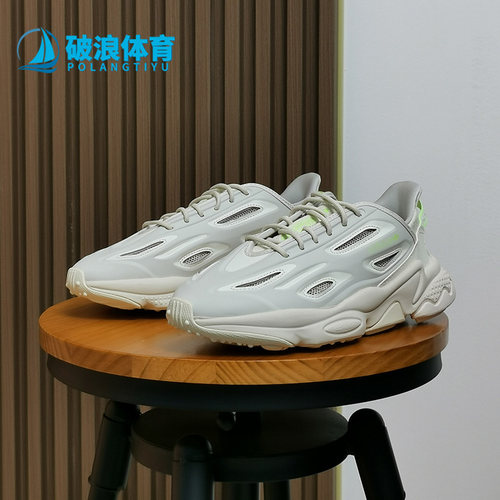 阿迪三叶草女经典运动鞋