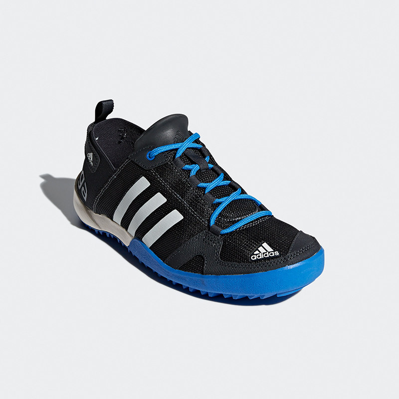 Adidas/阿迪达斯正品2018新款户外系列休闲透气休闲运动鞋S77946