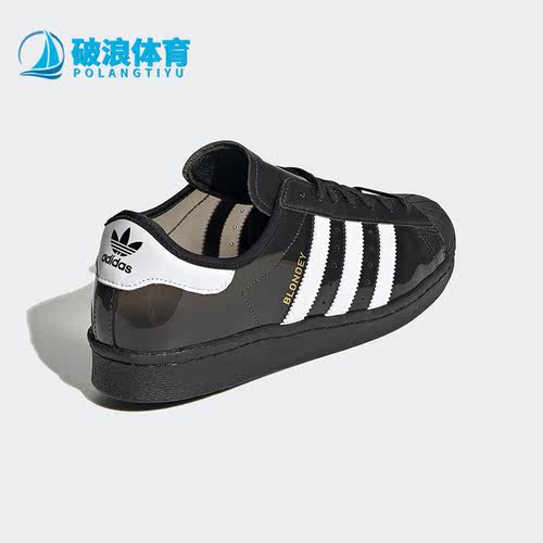 阿迪达斯三叶草男女运动板鞋