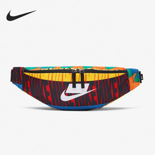 运动休闲男女胸前斜跨包腰包 Nike 耐克正品 新款 010 BA6332