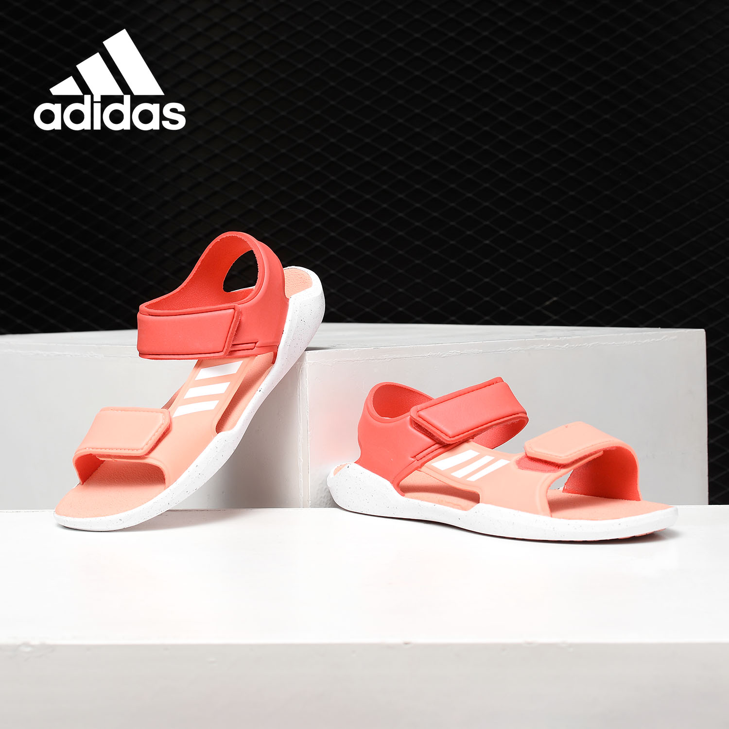 阿迪达斯大童运动沙滩凉鞋