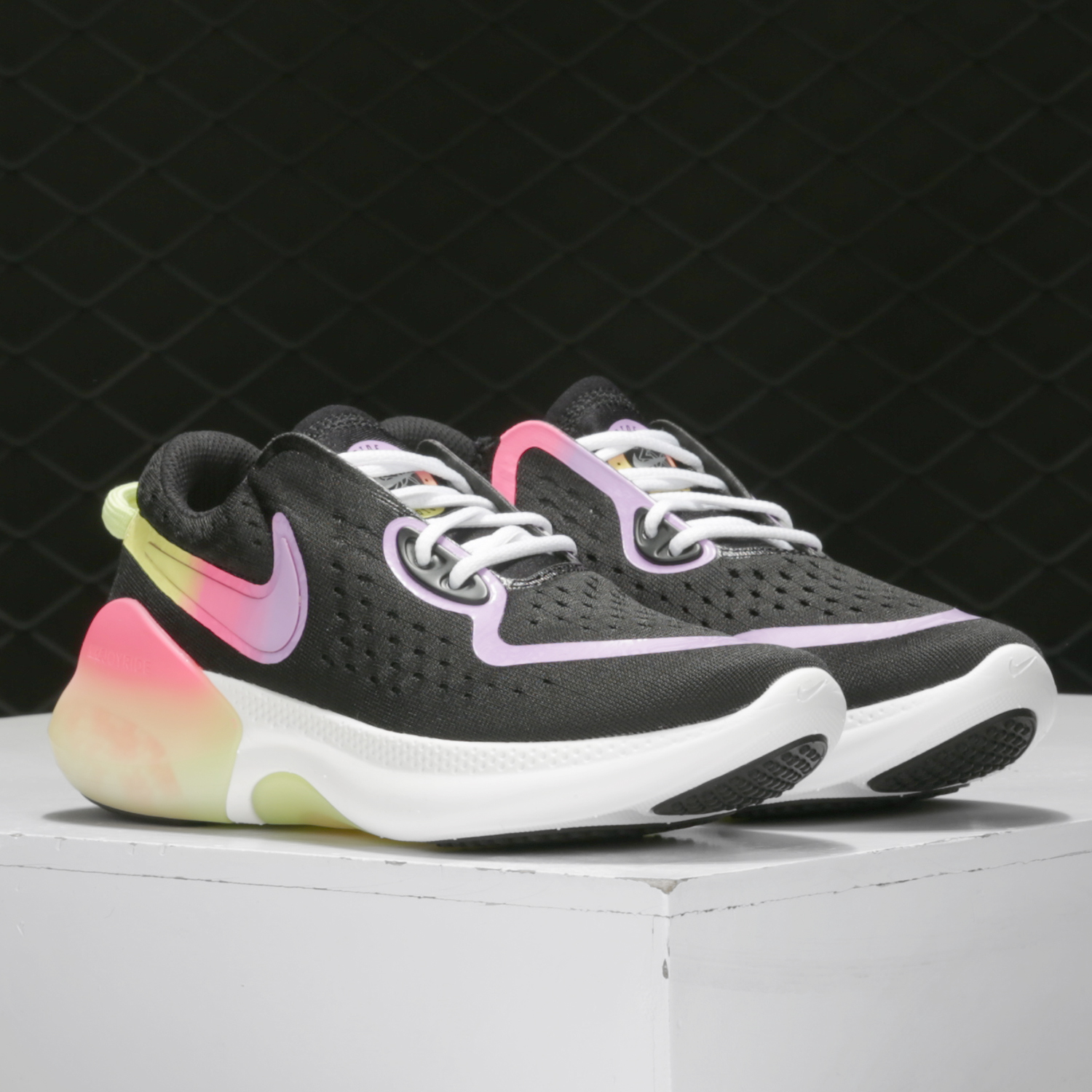 Nike/耐克跑步鞋女子CU8430