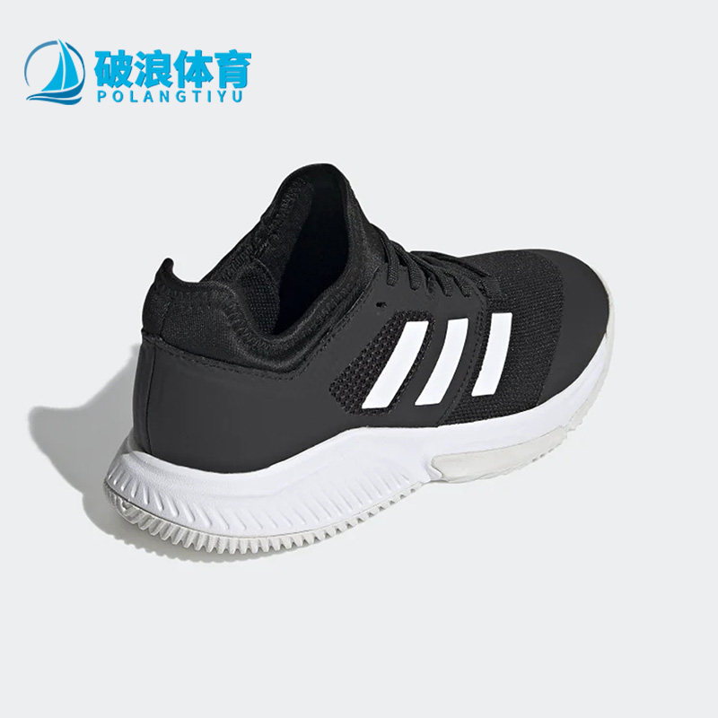 阿迪达斯正品羽毛球鞋