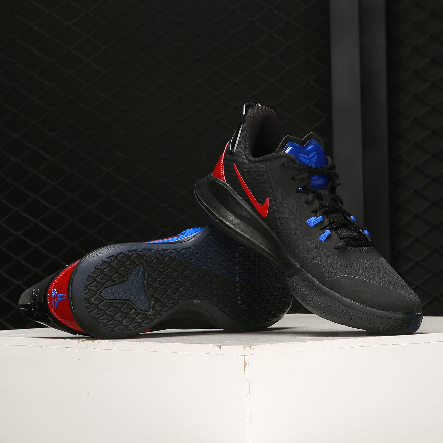 nike/耐克正品 kobe mamba fury 男子运动实战篮球鞋 ck2088