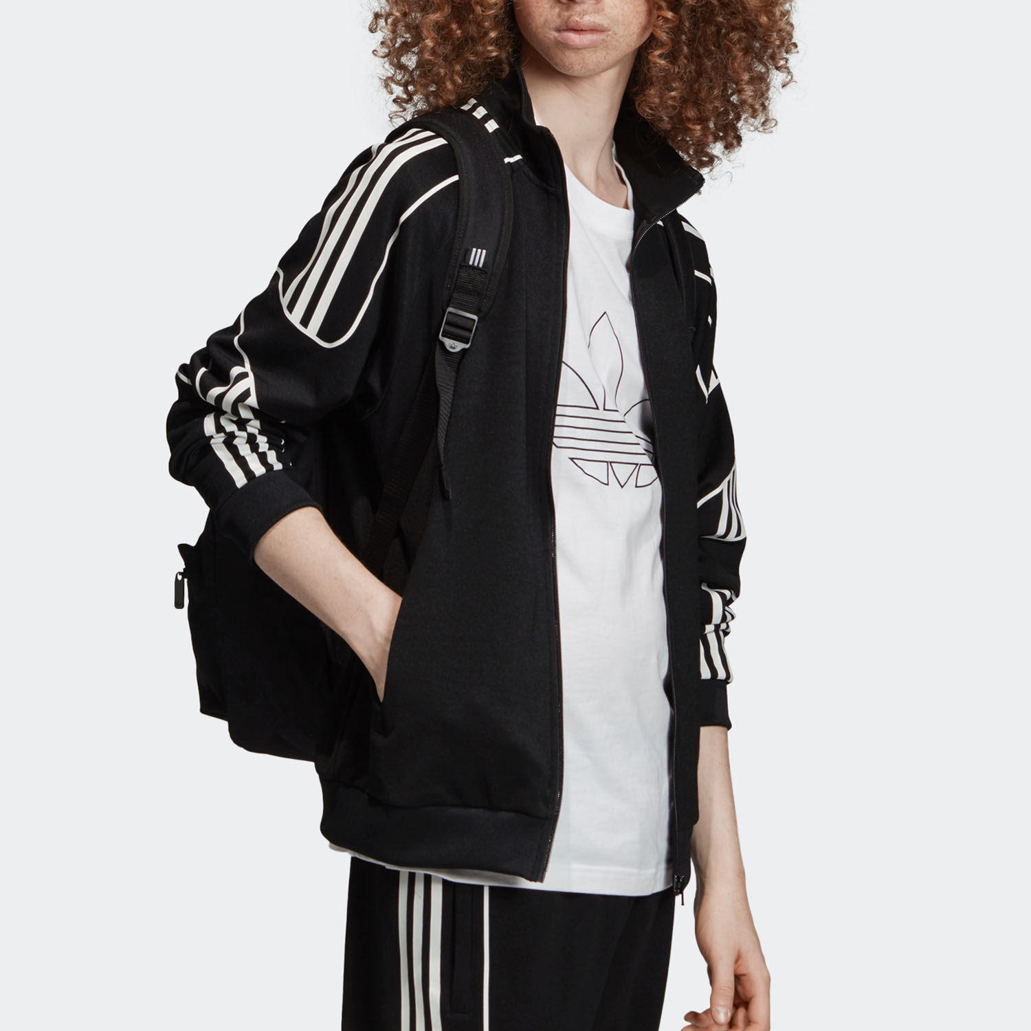 Adidas/阿迪达斯正品男外套春季新款运动服防风衣夹克ED7209