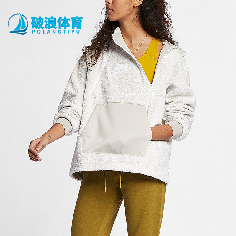耐克女保暖拼接羔毛绒套头卫衣