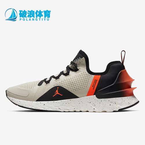 耐克JORDANREACT男子跑步鞋
