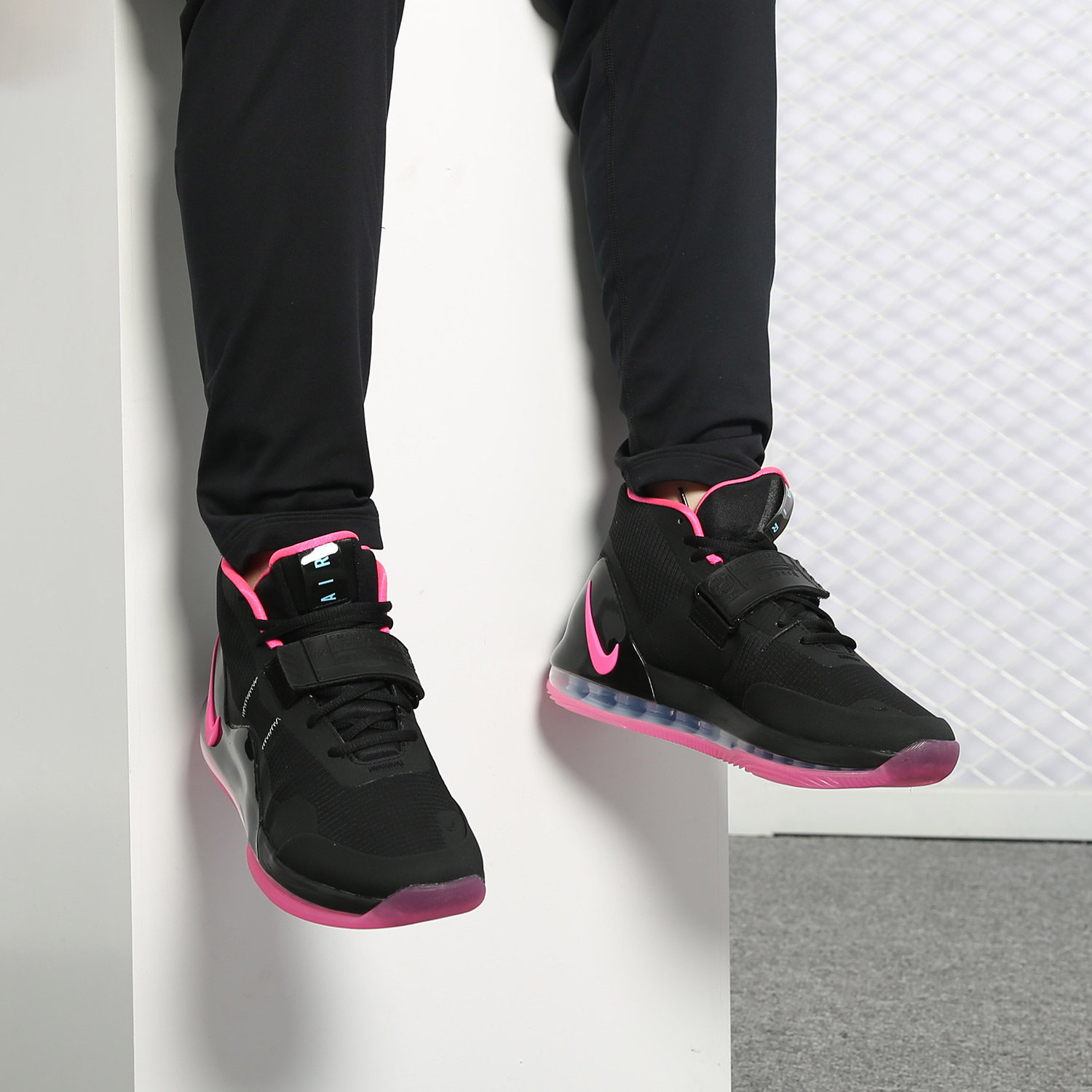 Nike/耐克正品Air ForceMax戴维斯4代浓眉哥全掌气垫篮球鞋AR0975
