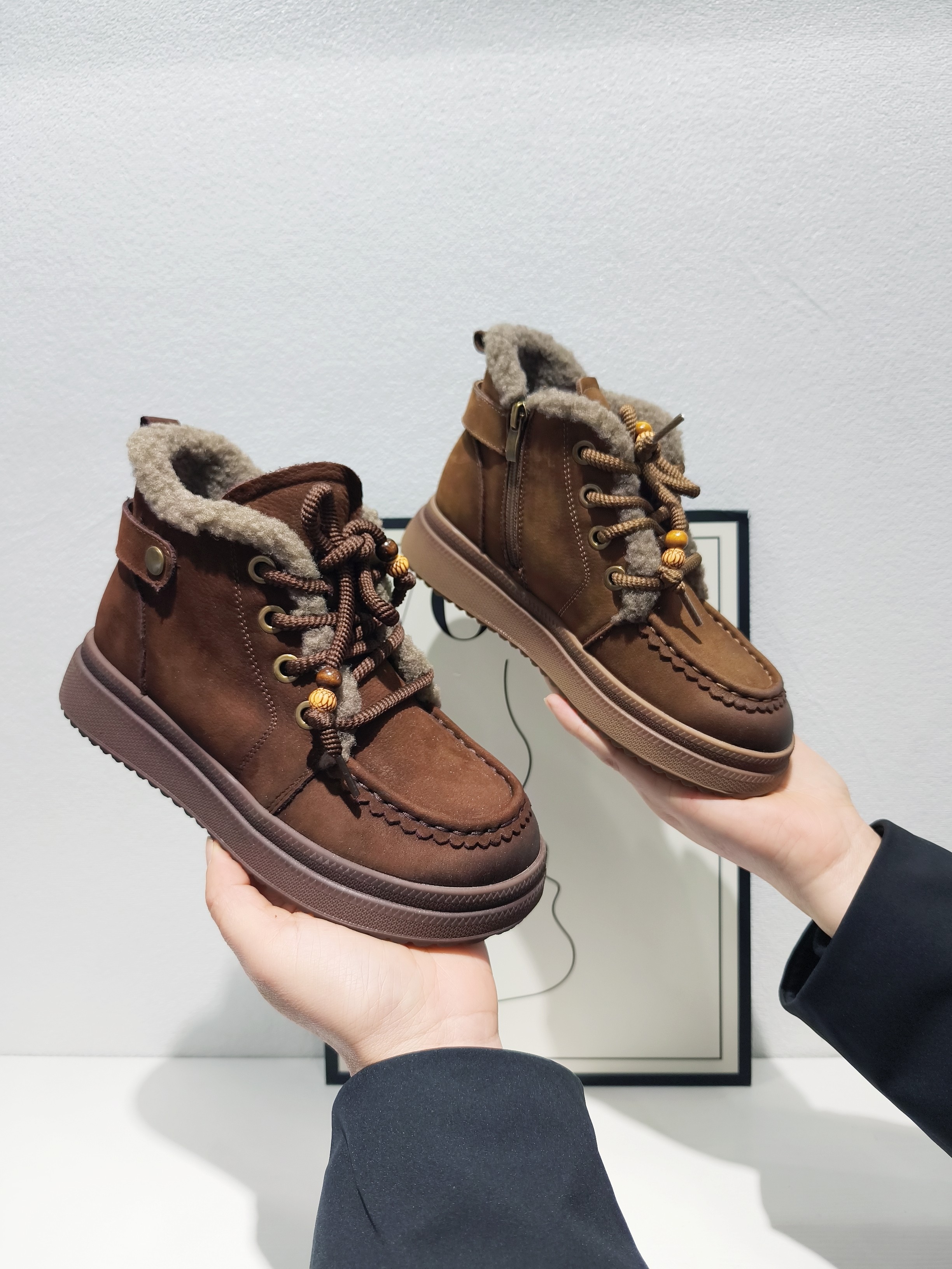 杜诗奴2025款真皮女鞋时尚圆头平底舒适加绒保暖棉鞋毛毛鞋21-37