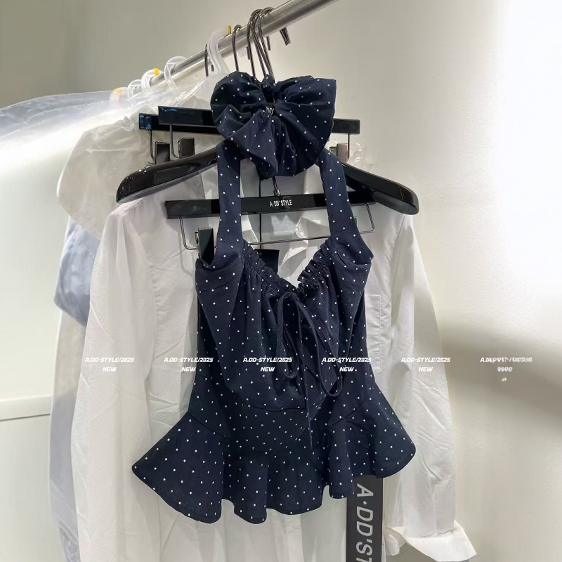 小众波点挂脖背心女修身显瘦上衣
