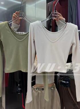 wu33打底衫2025冬新款韩版v领加绒设计感长袖T恤修身显瘦短款上衣