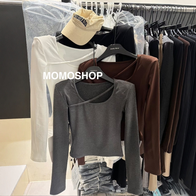 momo冬新款韩U领磨毛显瘦打底T恤