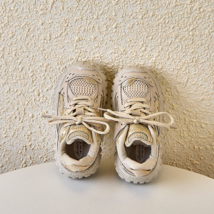 儿童运动鞋2025春秋季女童防滑轮胎鞋中大童榴莲鞋男童透气老爹鞋