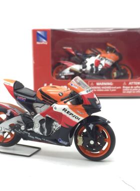 1/18本田Moto GP RC211V 1号摩托车模型 长约11.5cm