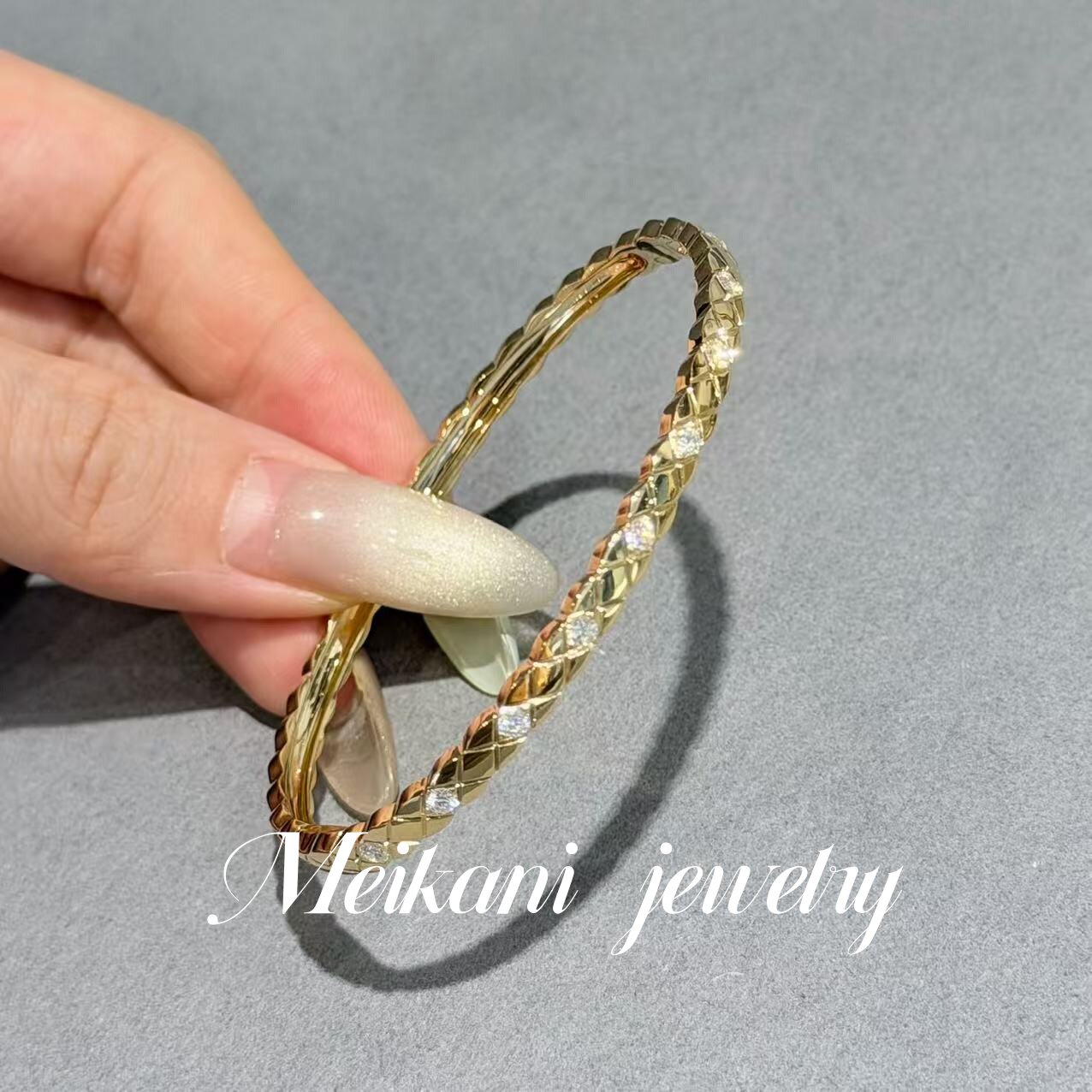 18K金小香菱格纹培育钻石手镯轻奢高级感女戒时尚百搭真金首饰