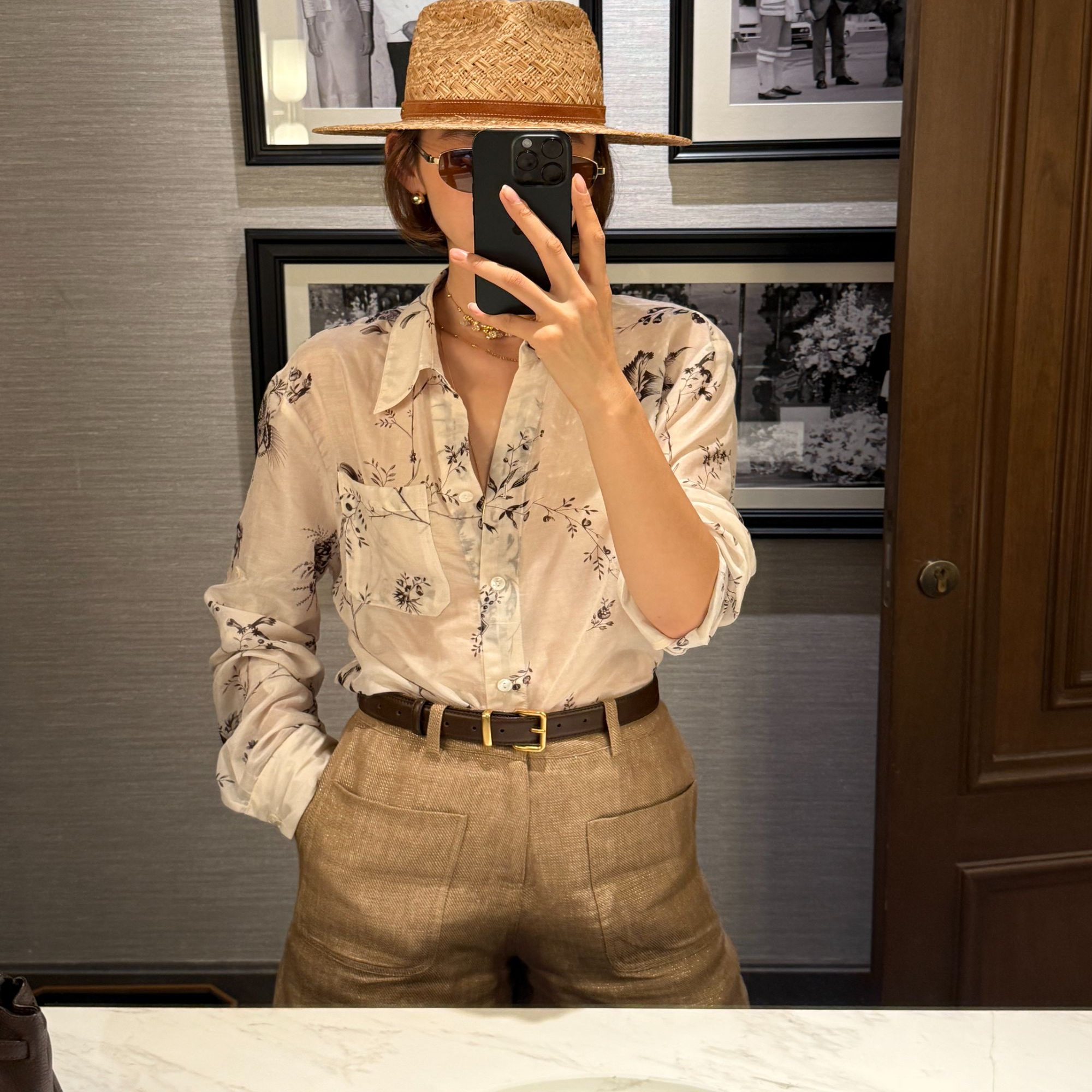 NeedShop1  2025夏季新款复古森系白色水墨画真丝棉设计感衬衫女