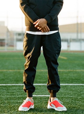 新衣城 Publish Legacy Jogger防水运动收脚裤慢跑束脚潮男伞兵裤