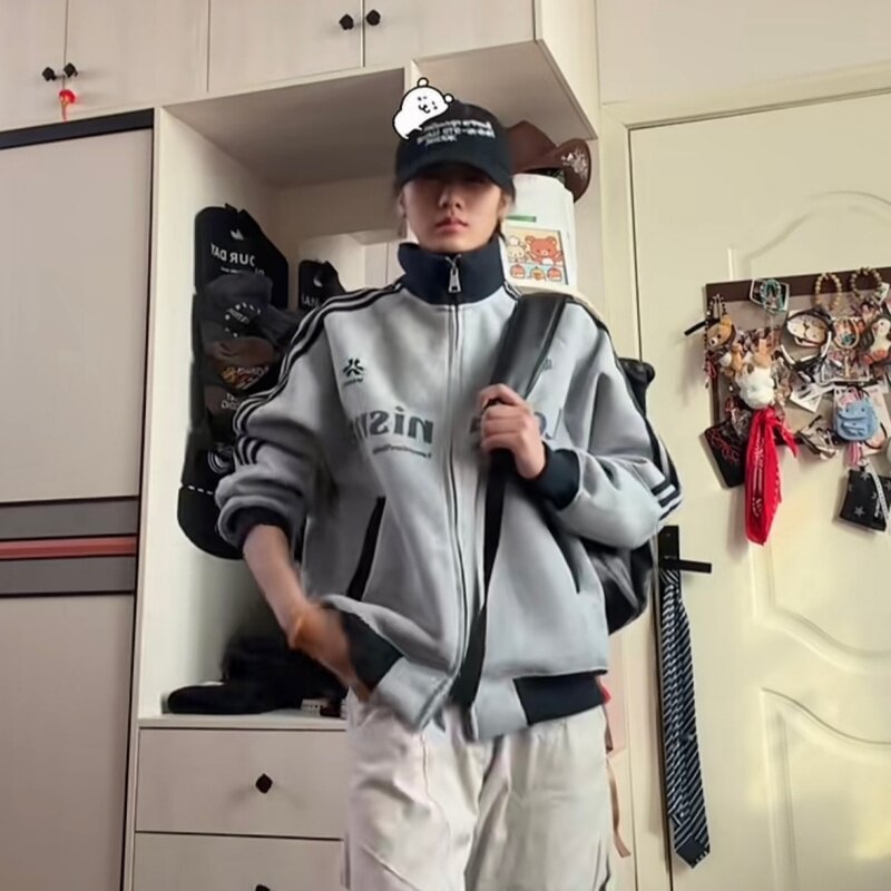 松弛感复古设计感上衣女秋冬季甜美大码简约宽松百搭韩系卫衣外穿