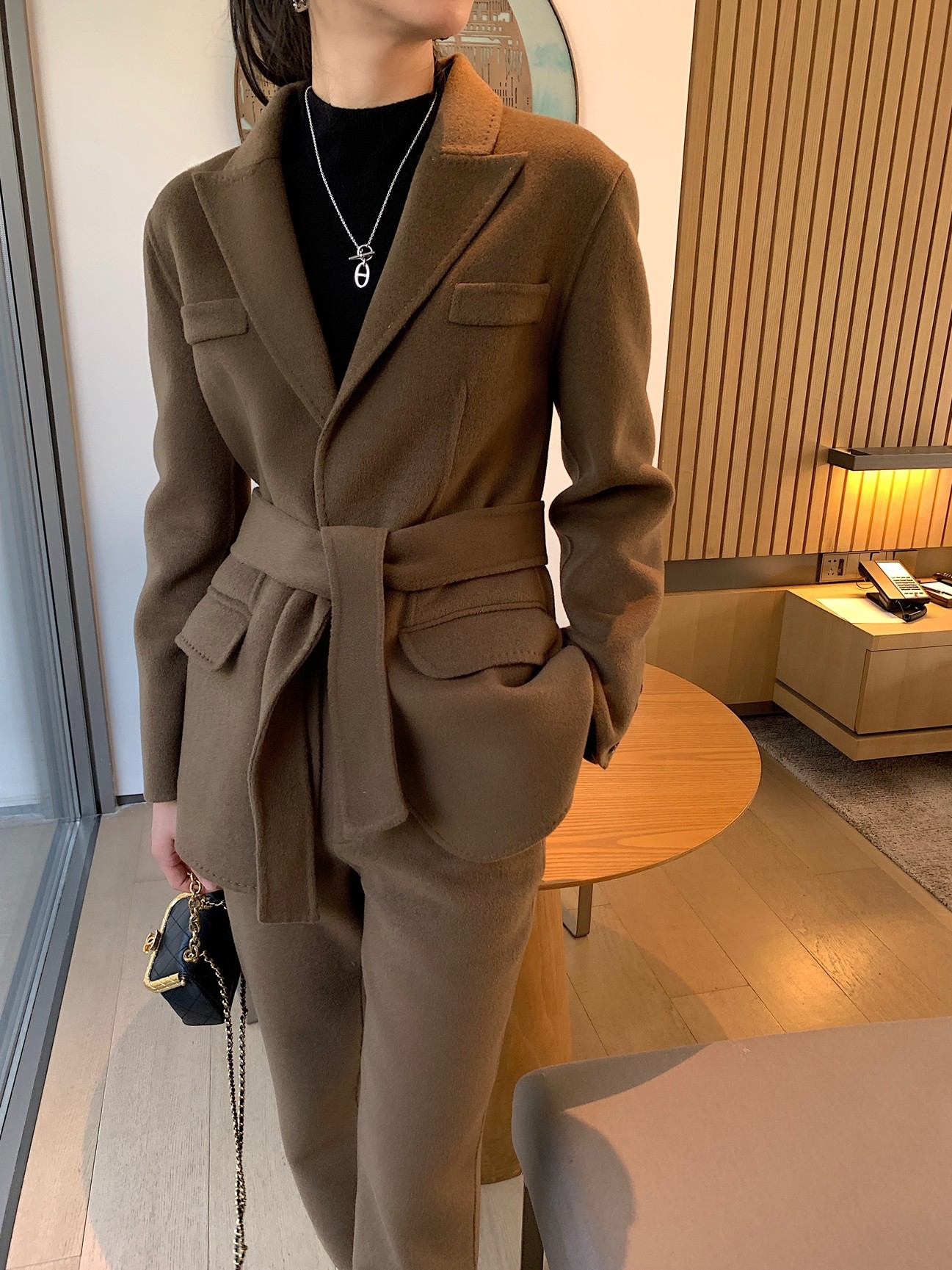 2024冬新款高端羊毛双面呢羊绒西装外套女系带短款两件套西服套装