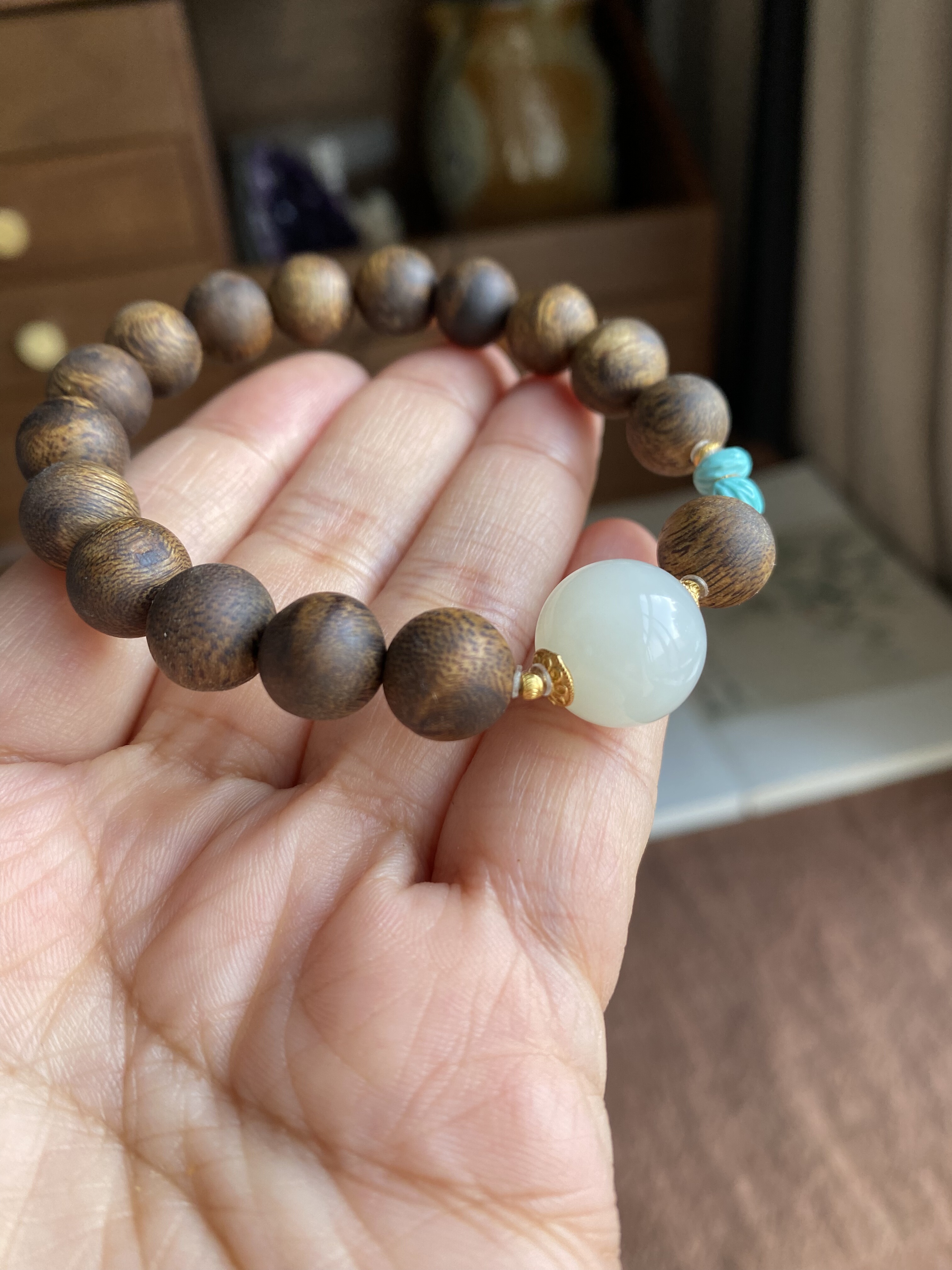 天然海南莺歌绿奇楠单圈手链复古高级文玩女孩手串羊脂白玉圆珠