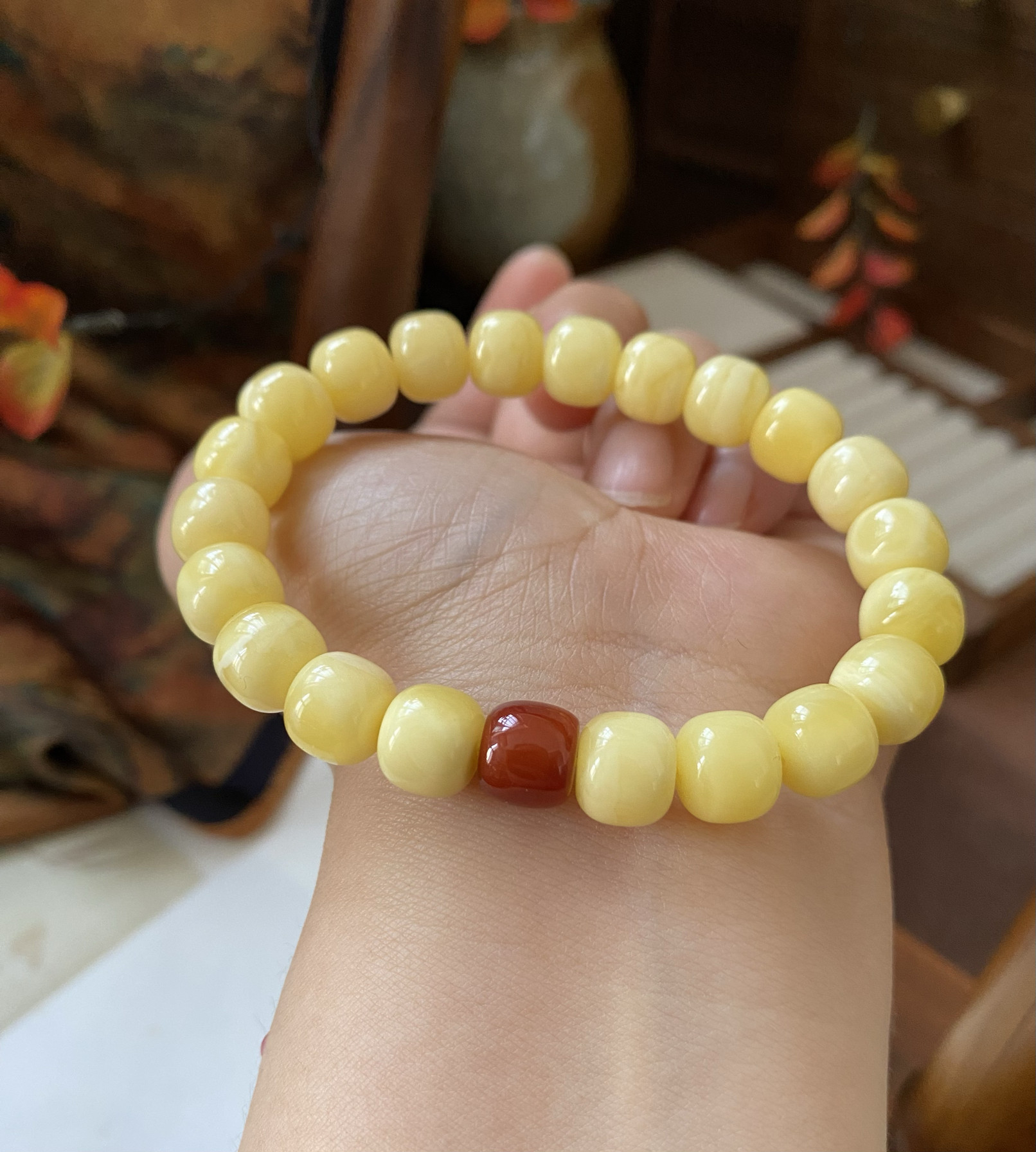 天然原矿蜜蜡老型手链精工俄料白蜡蜜蜡手串9.5×8.4mm12克